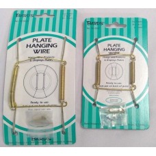 Lot of 2 Bard&apos;s Plate Hanging Wire brass plated for plates 5"-8" & 3.5:"-5" 783751480108  332737682129